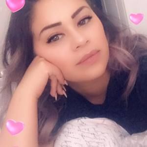 Meet your Posher, Melanie